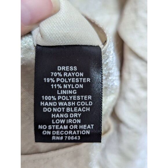 Jessica Howard Women's Gold Beaded Shoulder Sleeveless Scoop Neck Midi Dress Siz - Picture 7 of 8